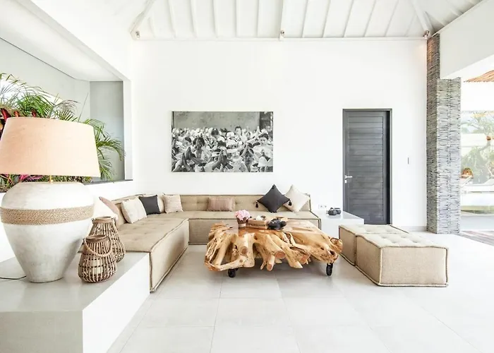 Modern 4 Bedroom Villa 400M To The Beach In Canggu Canggu (Bali)
